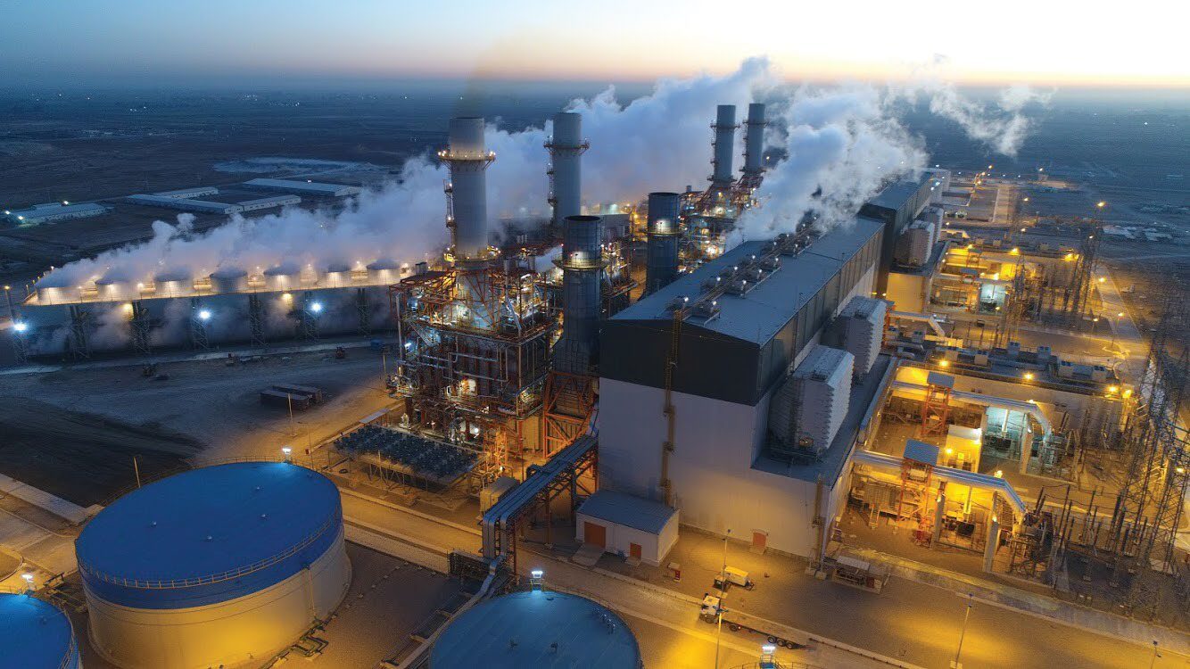 Al-Musaib power plant at dusk